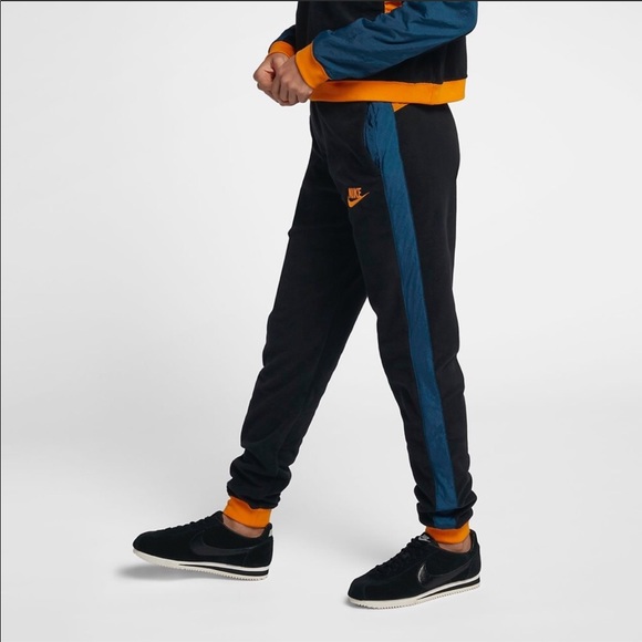 NWT Nike Women’s Fleece Sportswear Pants - Picture 5 of 8